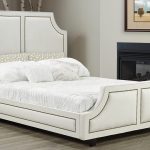 R185 Queen size bed
