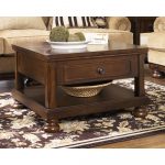 T697 Porter Cocktail table