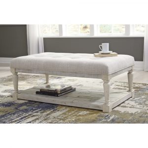 T782-21 Shawnalore Cocktail table