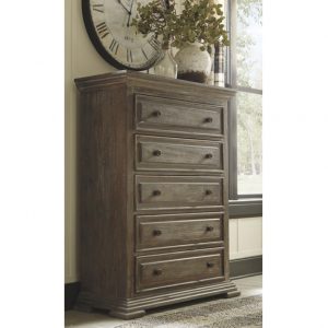 B813-46 Wyndahl Chest